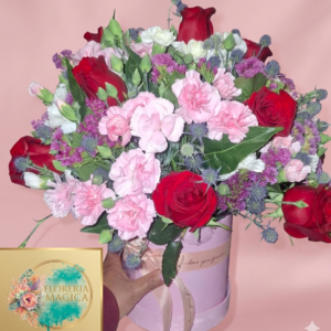Box Premium Amore – Sombrerera Exclusiva de Rosas y Claveles